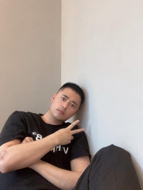 何亮 上海 36岁 178cm 68kg