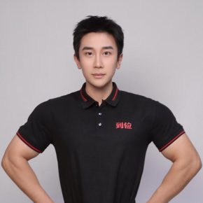 丁俊锋 上海 31岁 178cm 76kg