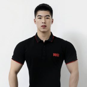 李玉龙 上海 26岁 190cm 92kg