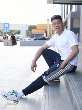刘志学 上海 40岁 174cm 65kg