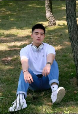 黄正开 上海 26岁 175cm 60kg