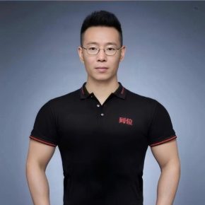刘泰威 上海 34岁 178cm 65kg