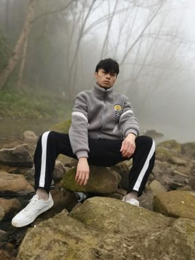 韩路华 上海 42岁 170cm 63kg