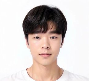 韦丁鹤 上海 23岁 175cm 62kg