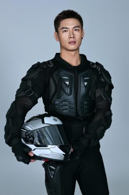 江龙平 上海 37岁 177cm 65kg