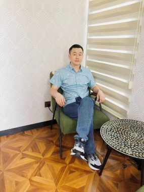 陈小军 上海 38岁 172cm 72kg