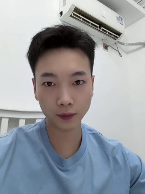 刘昱宏 上海 25岁 178cm 65kg