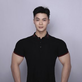 张强 上海 25岁 175cm 61kg