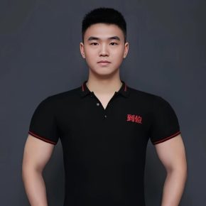 杨绪斌 上海 27岁 172cm 68kg
