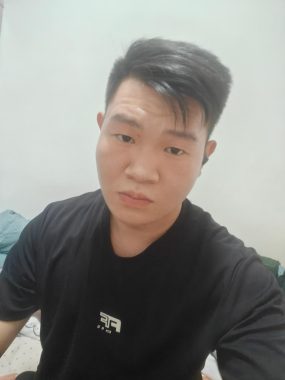 刘思文 上海 24岁 181cm 80kg