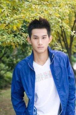 邓小闲 上海 33岁 178cm 64kg