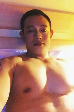 梁洛施 上海 46岁 176cm 80kg