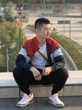潘长江 上海 34岁 181cm 81kg