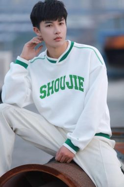 吴凡 上海 26岁 179cm 63kg