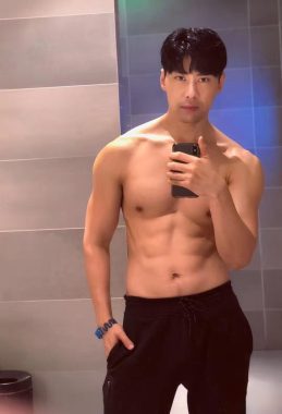 柳青瑶 上海 33岁 189cm 85kg