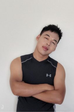 陈香贵 上海 30岁 179cm 75kg