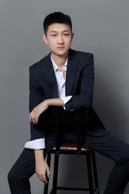 邓伟 上海 31岁 176cm 75kg
