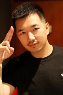 阿德 上海 35岁 175cm 86kg