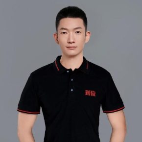 隆脱险 上海 37岁 173cm 60kg