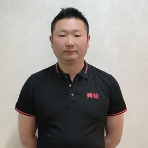 伍梓榕 上海 43岁 170cm 60kg