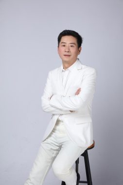 张勇兵 上海 51岁 175cm 65kg