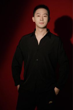 韩小斌 上海 40岁 179cm 73kg