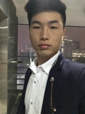 王伟 上海 32岁 176cm 72kg