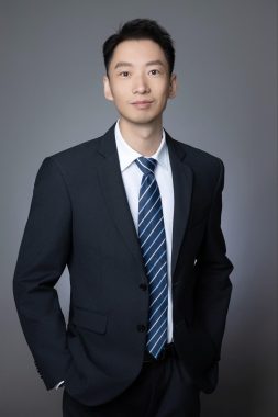 田桦 上海 45岁 175cm 60kg