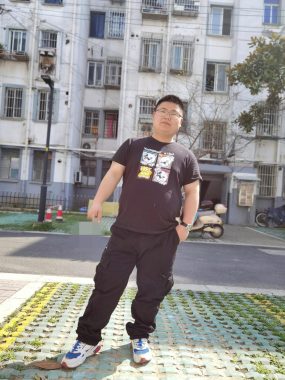 杨涛 上海 33岁 170cm 98kg
