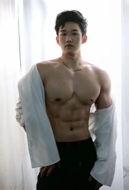 小关 上海 27岁 178cm 65kg