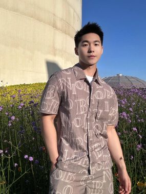 杨卫 上海 32岁 175cm 70kg