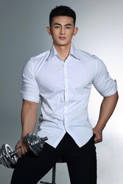 卢乐乐 上海 27岁 178cm 78kg