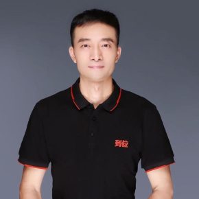 刘兰军 上海 50岁 180cm 74kg
