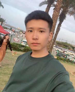 马明辉 上海 28岁 178cm 65kg