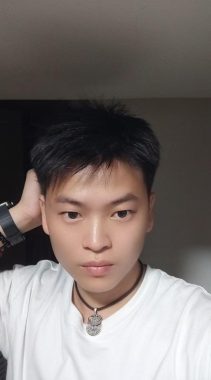 黄飞龙 上海 26岁 178cm 68kg