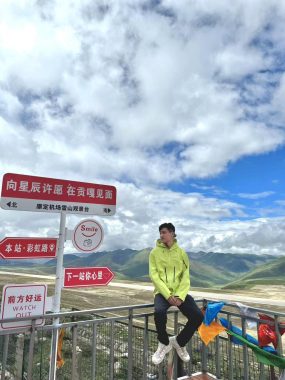 杨千禧 上海 25岁 185cm 65kg