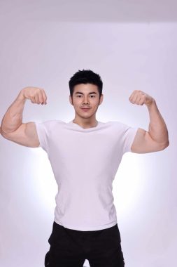 贺燕峰 上海 38岁 174cm 77kg