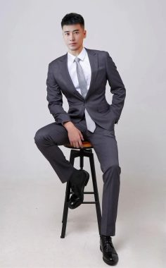 刘向宇 上海 38岁 182cm 75kg