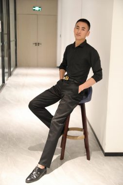 王钢 上海 38岁 185cm 68kg