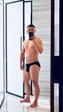 安虎🌈 上海 33岁 172cm 66kg