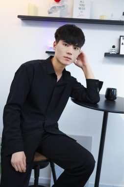 马佳乐 北京 25岁 182cm 70kg