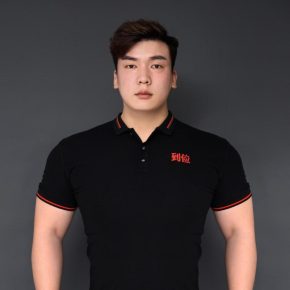 邹军 北京 37岁 183cm 94kg