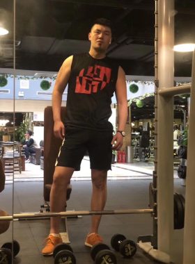 卢旺达 北京 36岁 190cm 92kg