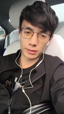 何耐 北京 32岁 174cm 63kg