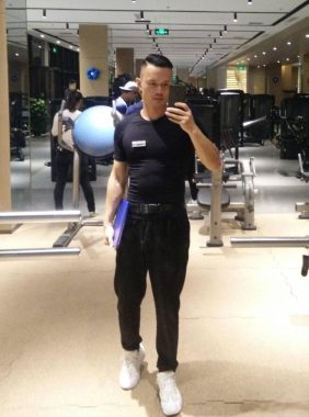 谢依霖 北京 35岁 180cm 70kg