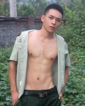 姚润昊 北京 34岁 180cm 75kg