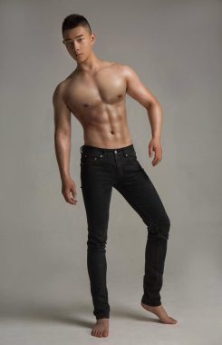 竺兆江 北京 35岁 180cm 70kg