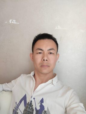 崔永辉 北京 42岁 175cm 64kg