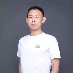 孟勰 北京 47岁 181cm 67kg