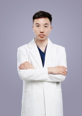 何志坤 北京 49岁 176cm 74kg